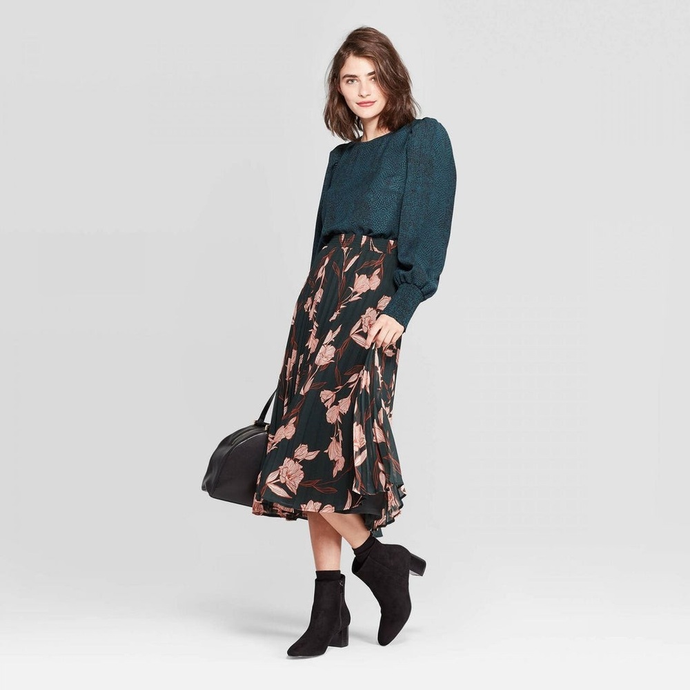 a new day Pleated Floral Skirt